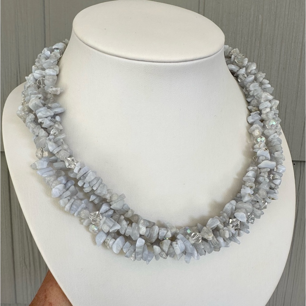 Caroline ROUSSEL Jewelry;necklace; short;semi-precious stones;handmade; unique.